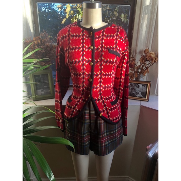 🎄NWOT Banana Republic-Tartan Shorts🎄 - Picture 2 of 5